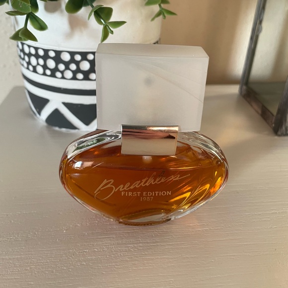 BREATHLESS Avon Vintage Eau de Cologne Spray 1.6 fl oz  Collectible Approx 90% - Picture 1 of 4